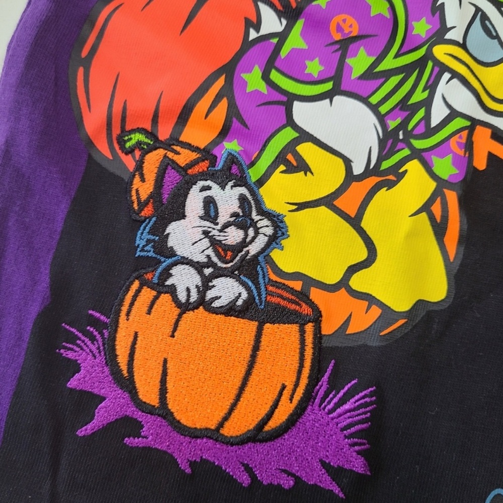 🎃👻🚢 Disney Cruise Line Halloween Short Sleeve T-Shirt - Various Sizes - NWT - Picture 10 of 13